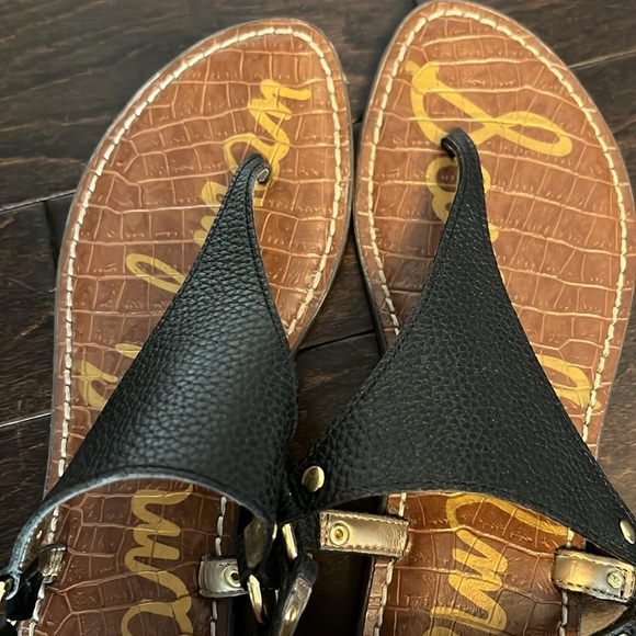Sam Edelman black and gold sandals 9 - Picture 12 of 13